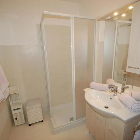 2p Dernier étage, Parking Privé, Climatisation, Wifi - Fr-1-196-159 Appartamento *