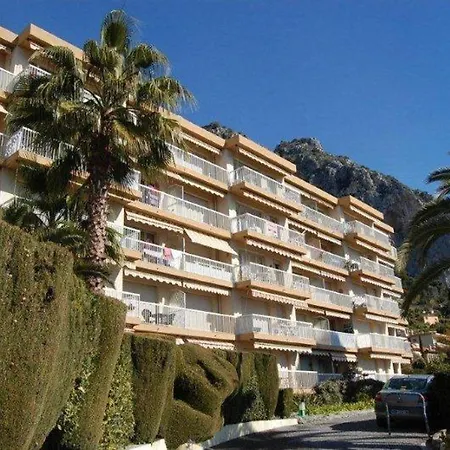 2p En Dernier Etage Avec Clim Et Parking Prive A - Fr-1-196-159 Menton